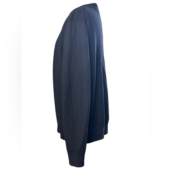 Calvin Klein women’s extra fine merino wool Black V-Neck long sleeve Sweater - Picture 3 of 9